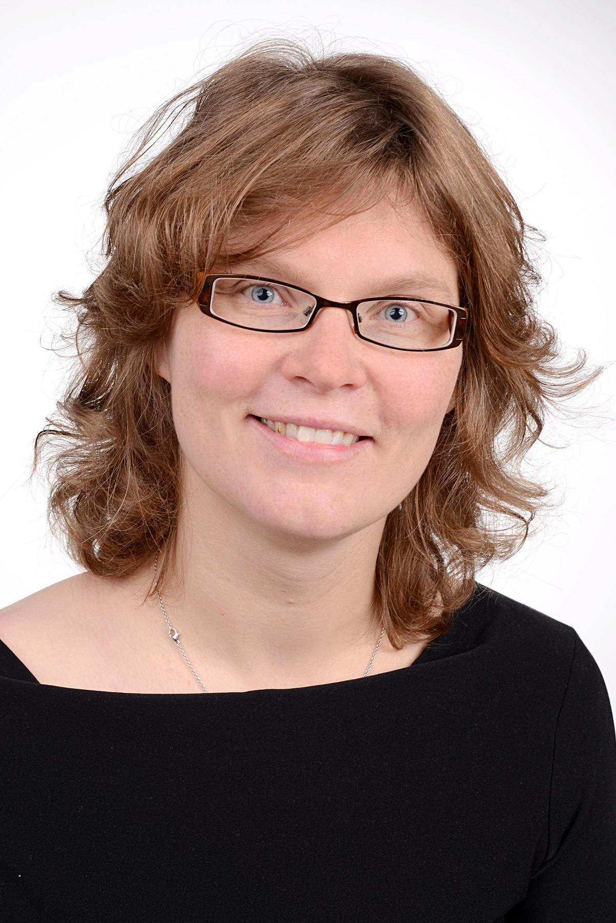 Headshot of Jonna Häkkilä.
